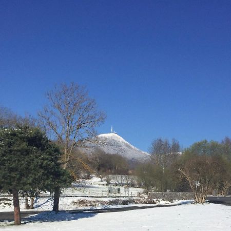 Appart' Cote Puy-De-Dome Orcines Exterior foto